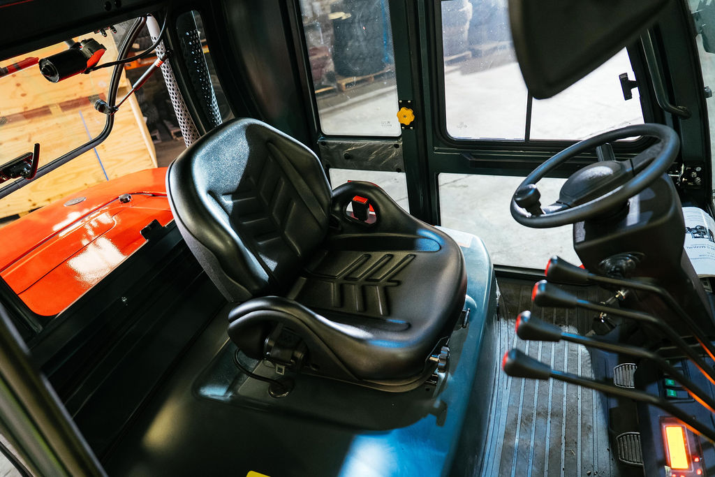 Magni 5t Rough Terrain Forklift image 5