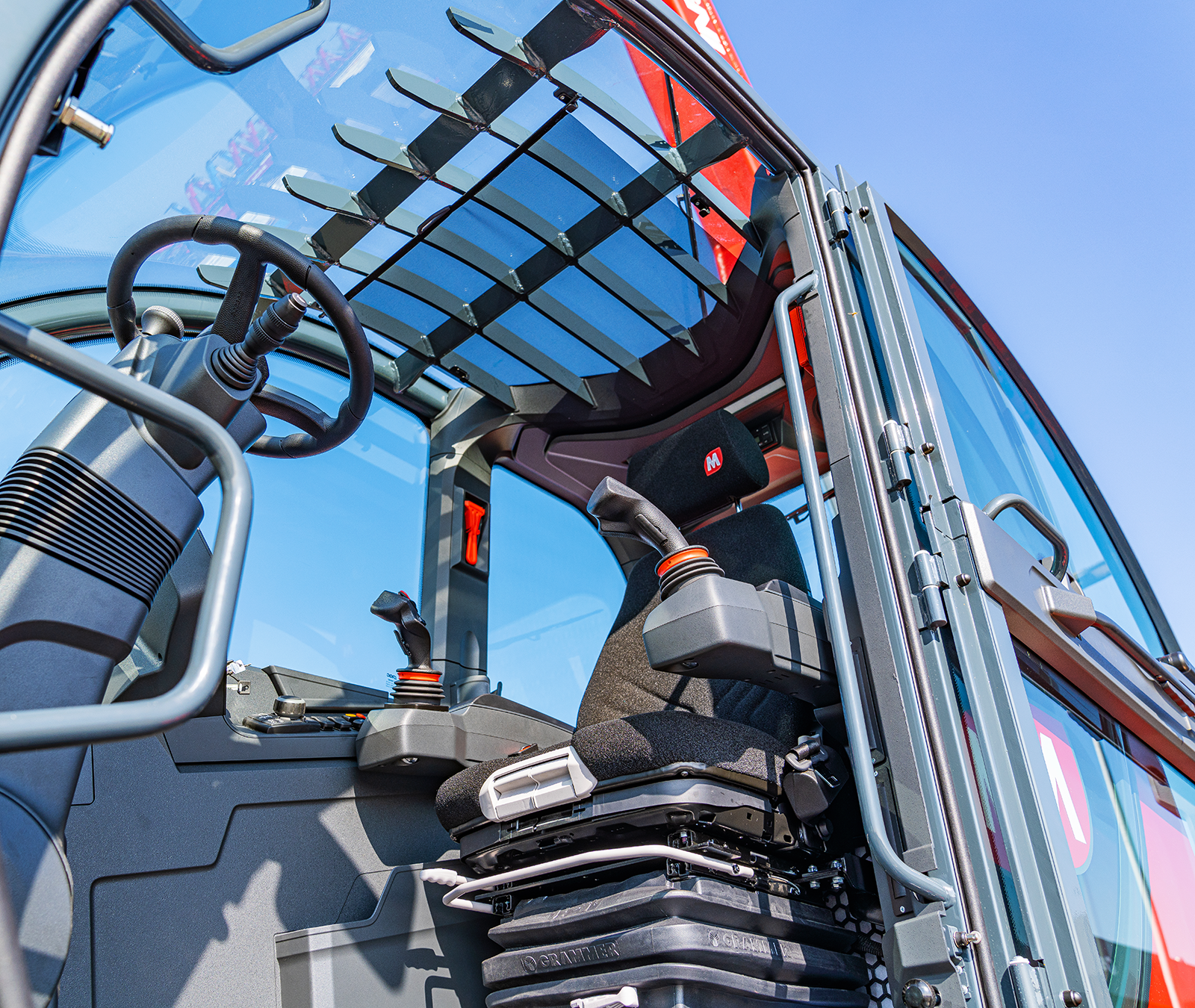 Magni RTH6.31 Rotational Telehandler image 5