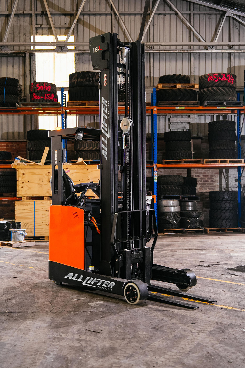 F4 - 1500kg Revolutionary Pallet Truck image 5
