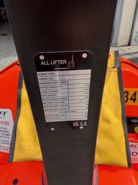 WPL202 - 2000kg Revolutionary Pallet Truck image 4