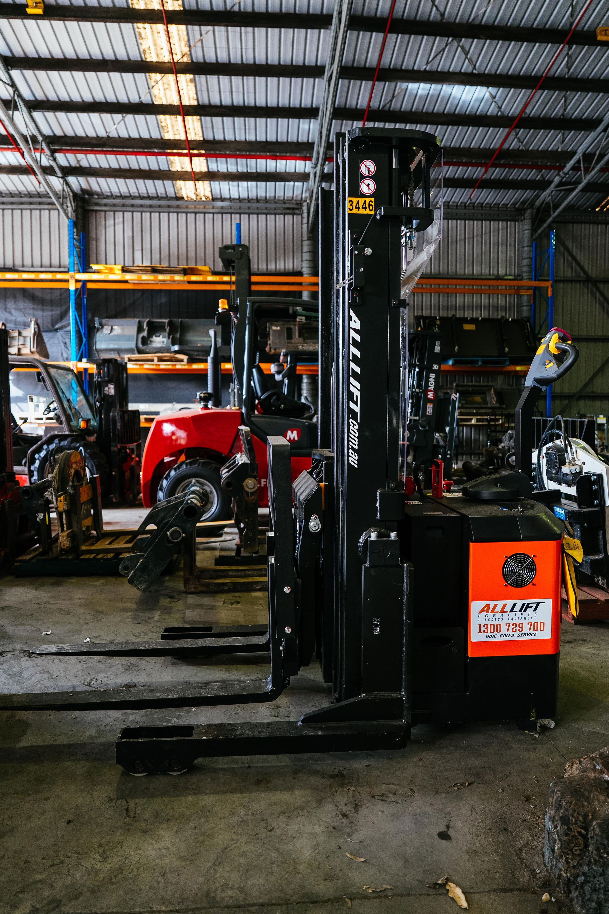 F4 - 1500kg Revolutionary Pallet Truck image 6