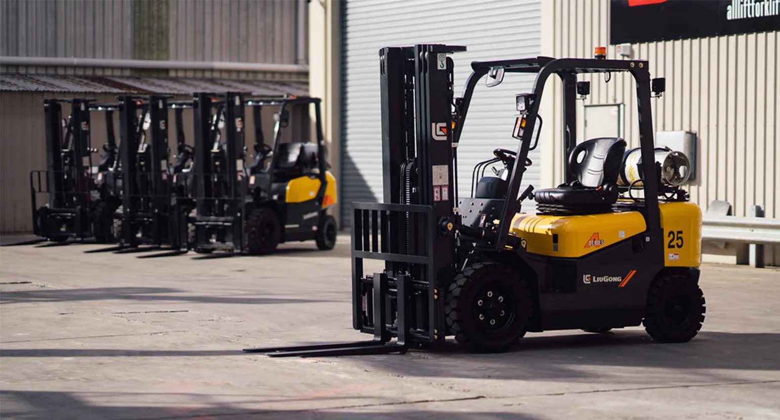 electricity consumption of electric powered forklifts