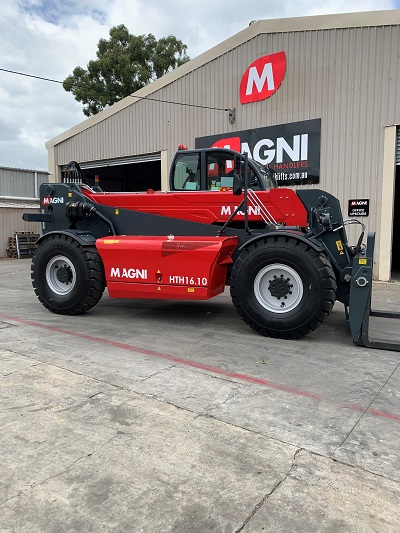 Magni HTH16.10 Heavy Duty Telehandler image 3