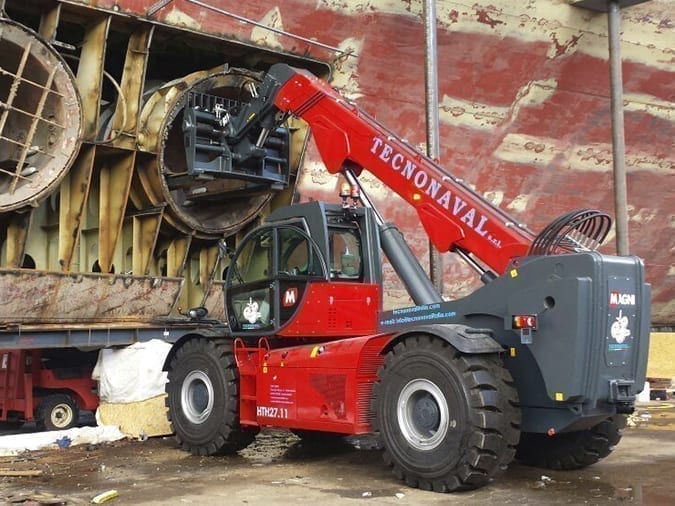 Magni HTH27.11 Heavy Duty Telehandler image 2