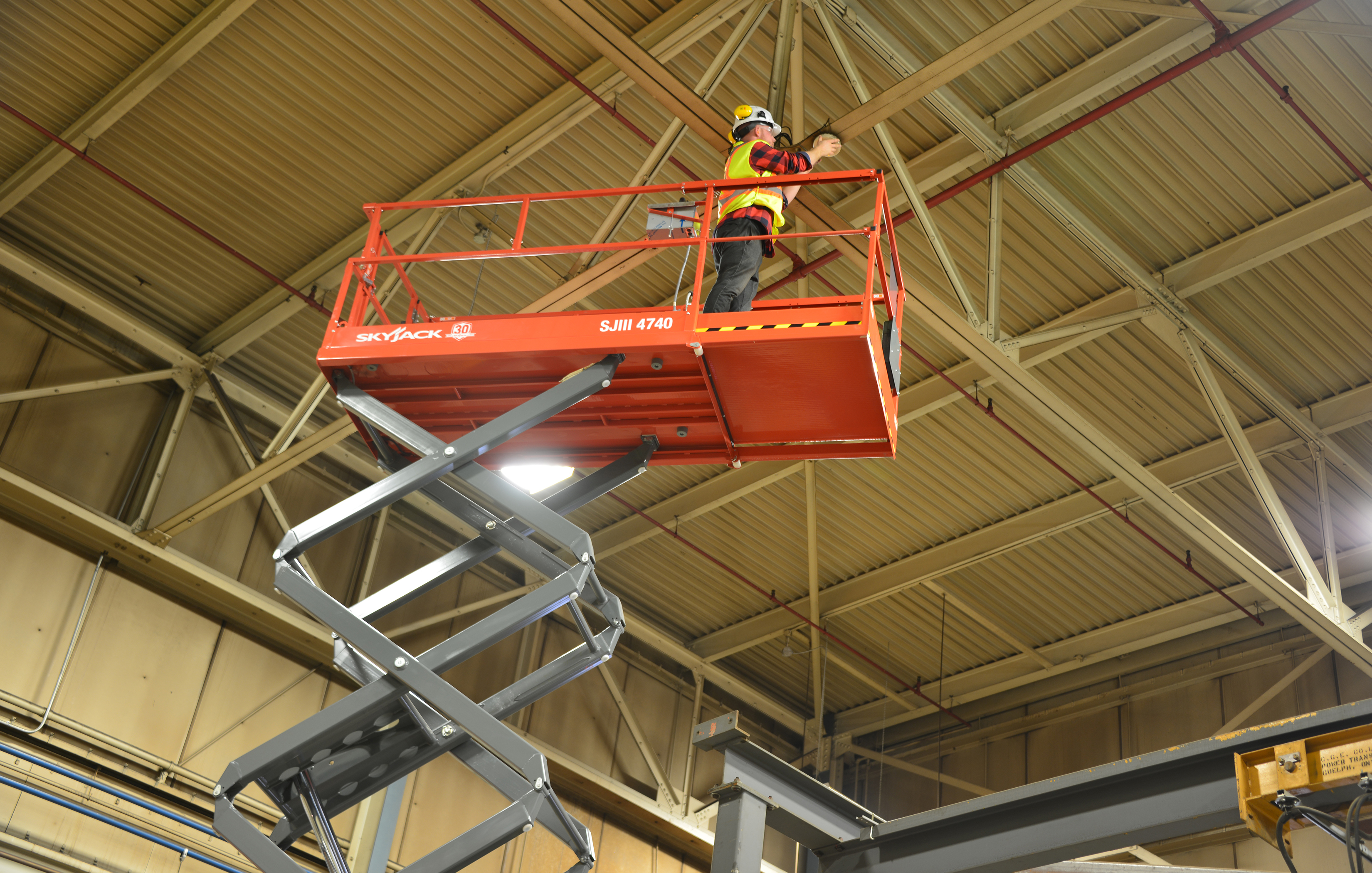 Skyjack 4740 (NG) Scissor Lift Electric image 2
